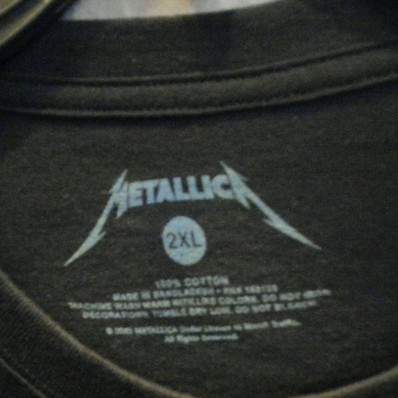 NWT Metallica Tee (2XL) - Picture 3 of 3